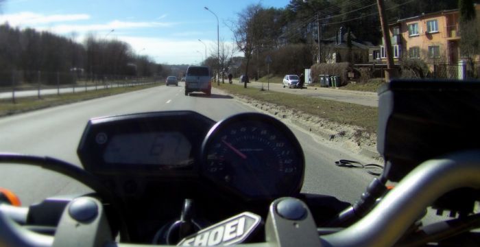 "spastai" kelyje motociklas yamaha xj6